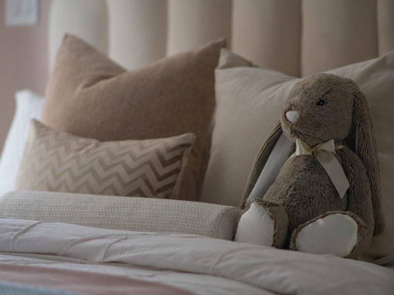 Ranger la chambre d&rsquo;un enfant de 1 à 3 ans : sécurité, autonomie