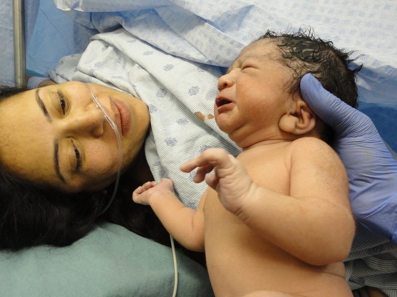 Nouveau congé de naissance : un piège pour les travailleurs indépendants ?