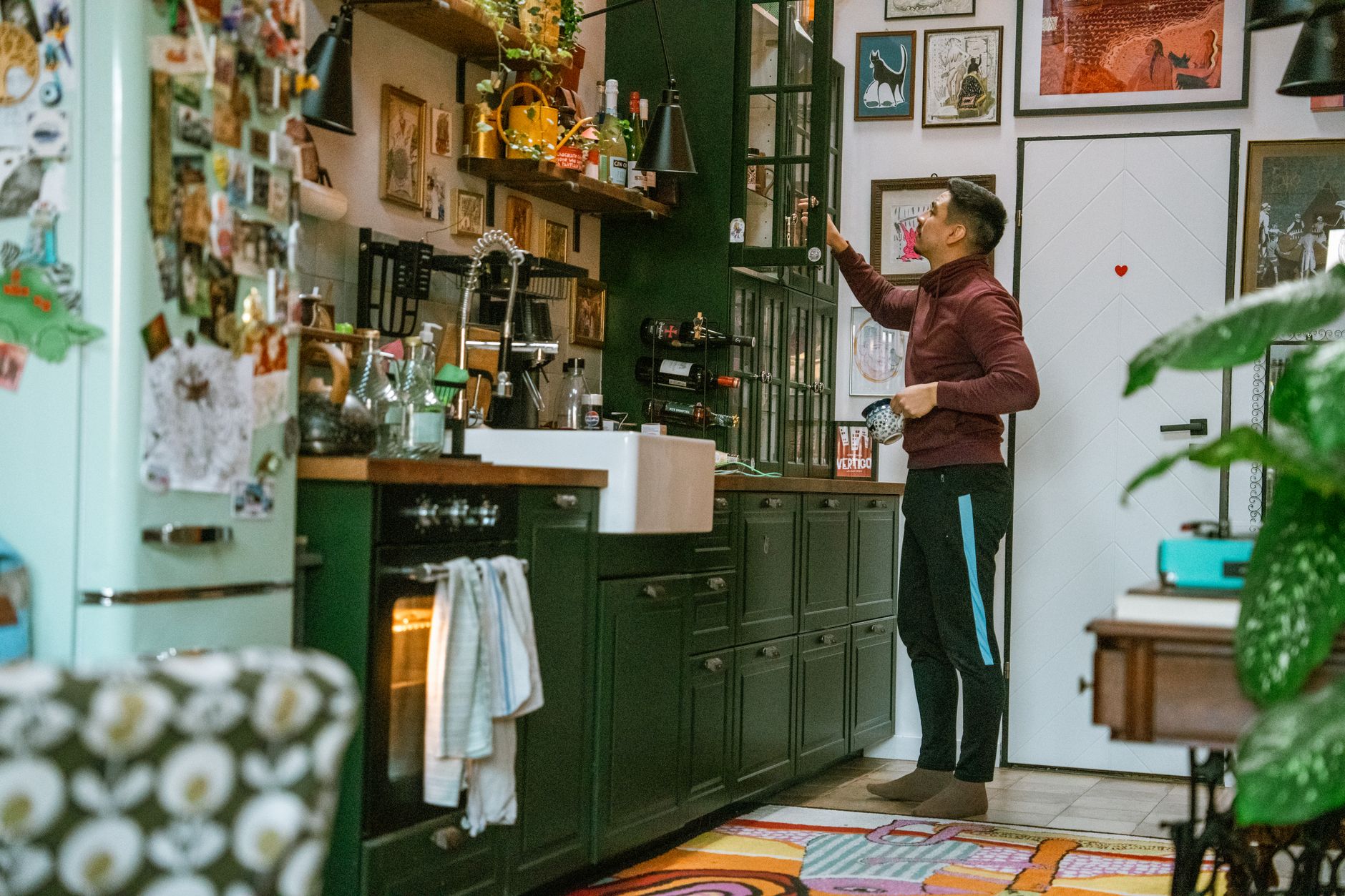 Nounou non déclarée: ce que dit la loi et ce que ça coûte