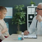 Gynécologue obstétricien def : son rôle dès les premiers signes de gro
