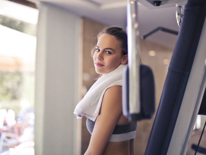Comment choisir une salle de sport qui protège vraiment ses adhérentes
