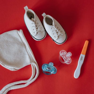 Congé de naissance : votre mutuelle reste-t-elle active ? Oui, mais sous conditions